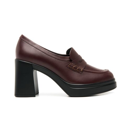 mocasin con tacon flexi para mujer 127401 vino